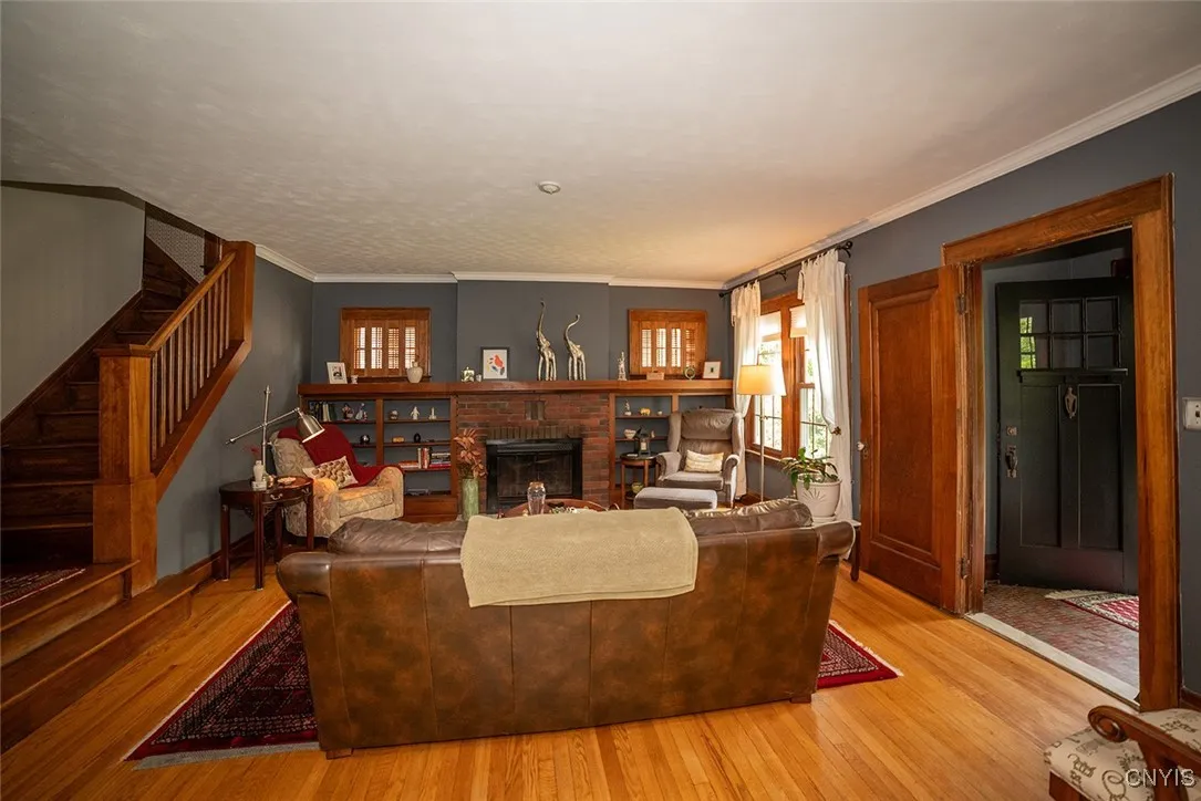 330 Wellesley Road, Syracuse, New York 13207, Syracuse, New York 13207, 4 Bedrooms Bedrooms, 10 Rooms Rooms,3 BathroomsBathrooms,Residential,Closed,330 Wellesley Road, Syracuse, New York 13207,S1609564