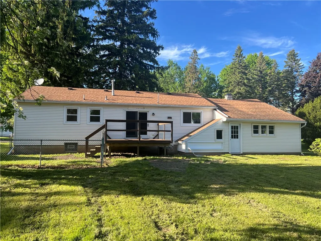 5 Ivamae Drive, Chili, New York 14514, Chili, New York 14514, 3 Bedrooms Bedrooms, 5 Rooms Rooms,1 BathroomBathrooms,Residential,Closed,5 Ivamae Drive, Chili, New York 14514,R1607951
