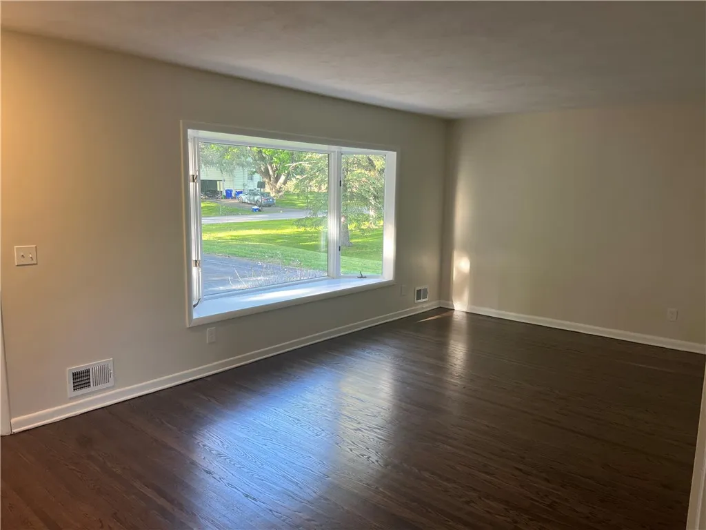 5 Ivamae Drive, Chili, New York 14514, Chili, New York 14514, 3 Bedrooms Bedrooms, 5 Rooms Rooms,1 BathroomBathrooms,Residential,Closed,5 Ivamae Drive, Chili, New York 14514,R1607951