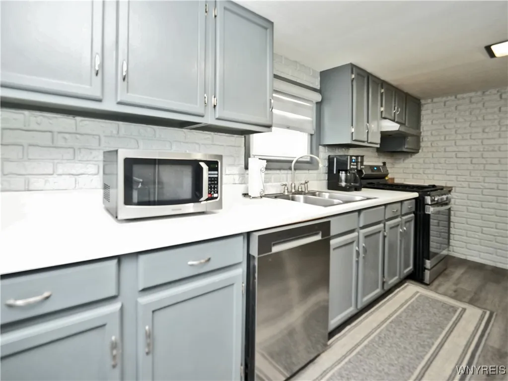 4342 Abbott Parkway, Hamburg, New York 14219, Hamburg, New York 14219, 2 Bedrooms Bedrooms, 5 Rooms Rooms,1 BathroomBathrooms,Residential,Closed,4342 Abbott Parkway, Hamburg, New York 14219,B1609915