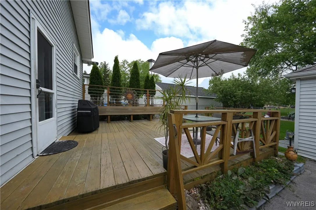4342 Abbott Parkway, Hamburg, New York 14219, Hamburg, New York 14219, 2 Bedrooms Bedrooms, 5 Rooms Rooms,1 BathroomBathrooms,Residential,Closed,4342 Abbott Parkway, Hamburg, New York 14219,B1609915