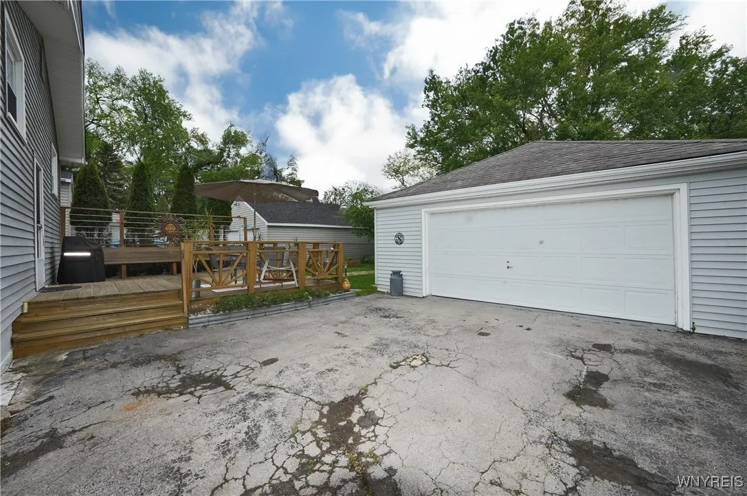 4342 Abbott Parkway, Hamburg, New York 14219, Hamburg, New York 14219, 2 Bedrooms Bedrooms, 5 Rooms Rooms,1 BathroomBathrooms,Residential,Closed,4342 Abbott Parkway, Hamburg, New York 14219,B1609915