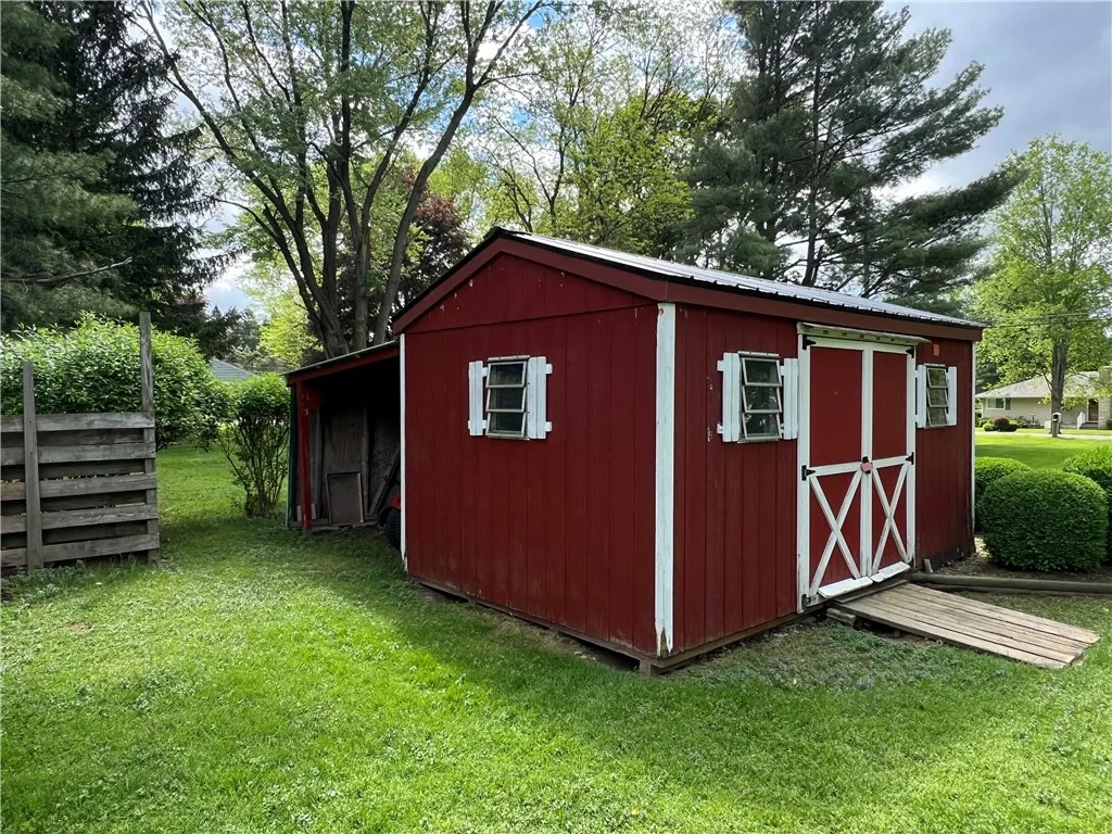 Shed