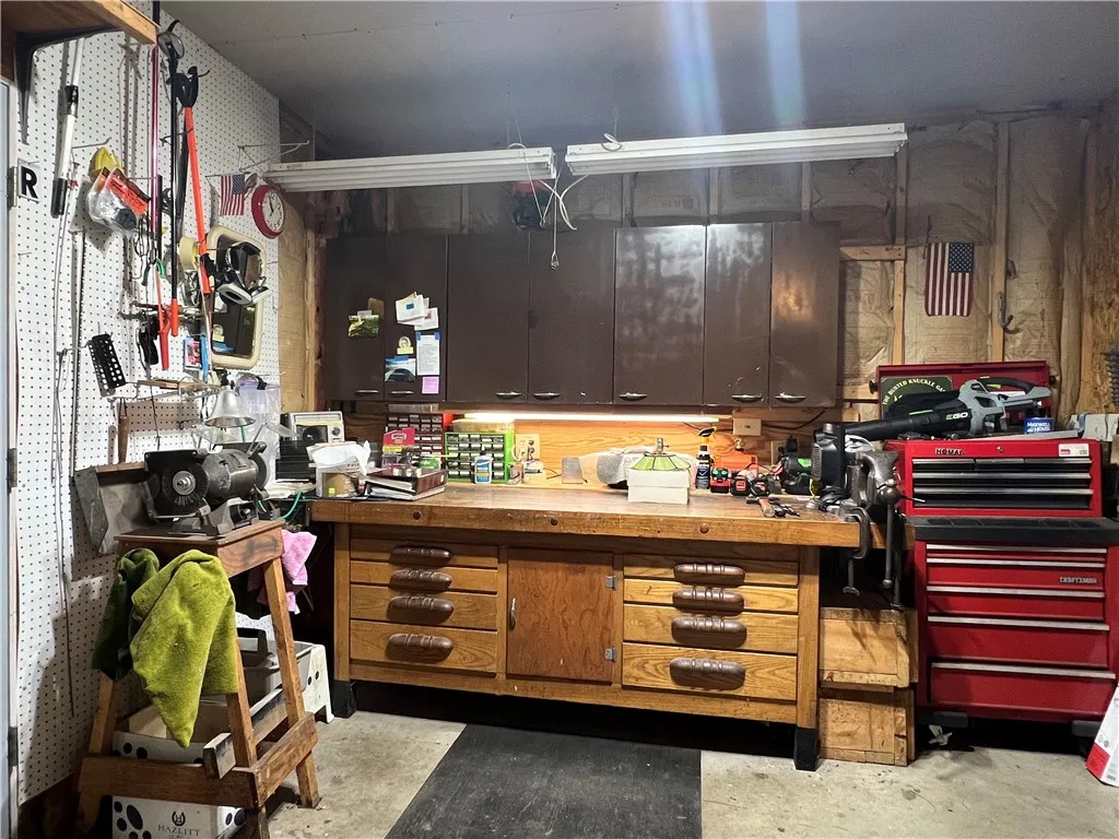 Garage Workshop