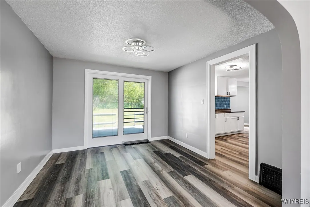 44 Cleveland Drive, Cheektowaga, New York 14215, Cheektowaga, New York 14215, 3 Bedrooms Bedrooms, 7 Rooms Rooms,1 BathroomBathrooms,Residential,Closed,44 Cleveland Drive, Cheektowaga, New York 14215,B1609764