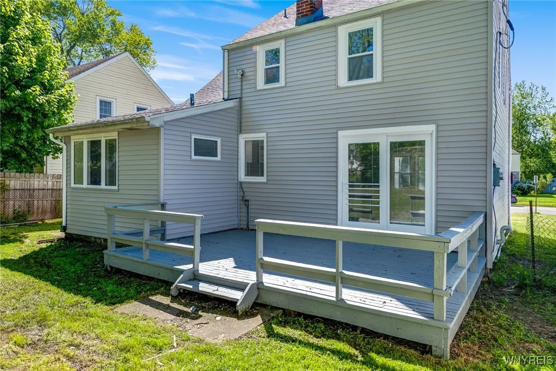 44 Cleveland Drive, Cheektowaga, New York 14215, Cheektowaga, New York 14215, 3 Bedrooms Bedrooms, 7 Rooms Rooms,1 BathroomBathrooms,Residential,Closed,44 Cleveland Drive, Cheektowaga, New York 14215,B1609764