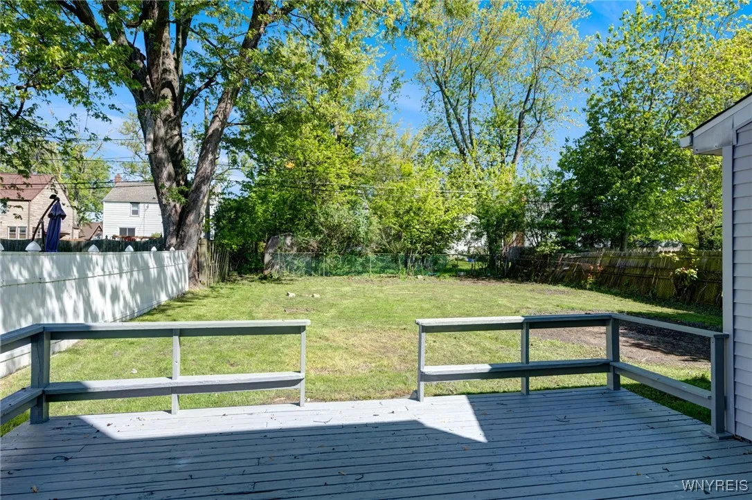 44 Cleveland Drive, Cheektowaga, New York 14215, Cheektowaga, New York 14215, 3 Bedrooms Bedrooms, 7 Rooms Rooms,1 BathroomBathrooms,Residential,Closed,44 Cleveland Drive, Cheektowaga, New York 14215,B1609764