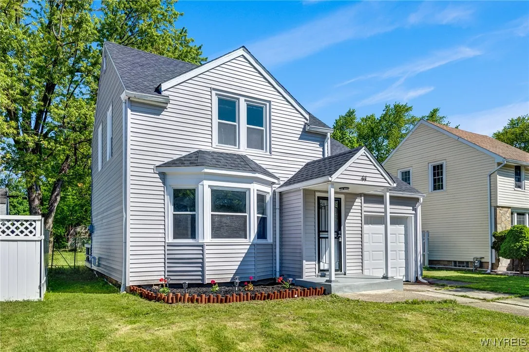 44 Cleveland Drive, Cheektowaga, New York 14215, Cheektowaga, New York 14215, 3 Bedrooms Bedrooms, 7 Rooms Rooms,1 BathroomBathrooms,Residential,Closed,44 Cleveland Drive, Cheektowaga, New York 14215,B1609764