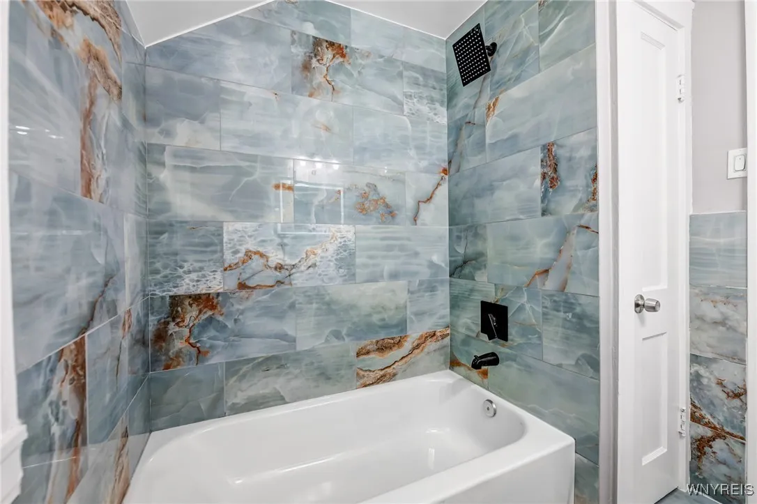 44 Cleveland Drive, Cheektowaga, New York 14215, Cheektowaga, New York 14215, 3 Bedrooms Bedrooms, 7 Rooms Rooms,1 BathroomBathrooms,Residential,Closed,44 Cleveland Drive, Cheektowaga, New York 14215,B1609764