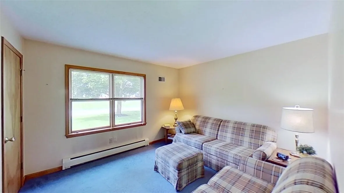 11 Orchard Park Drive, Geneva-town, New York 14456, Geneva Town, New York 14456, 3 Bedrooms Bedrooms, 7 Rooms Rooms,2 BathroomsBathrooms,Residential,Closed,11 Orchard Park Drive, Geneva-town, New York 14456,R1610434