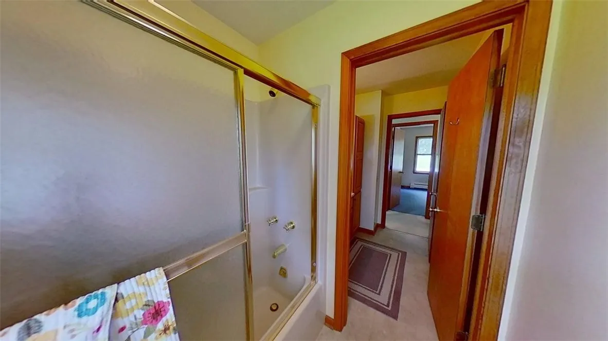 11 Orchard Park Drive, Geneva-town, New York 14456, Geneva Town, New York 14456, 3 Bedrooms Bedrooms, 7 Rooms Rooms,2 BathroomsBathrooms,Residential,Closed,11 Orchard Park Drive, Geneva-town, New York 14456,R1610434