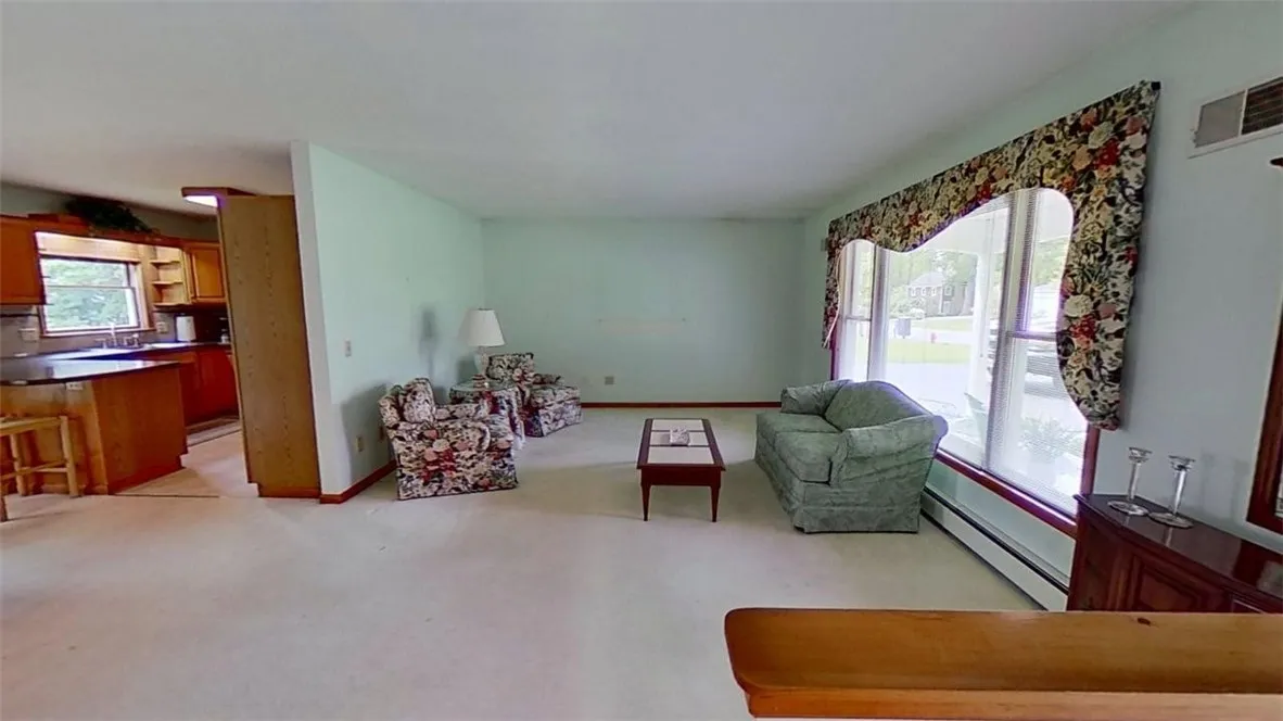 11 Orchard Park Drive, Geneva-town, New York 14456, Geneva Town, New York 14456, 3 Bedrooms Bedrooms, 7 Rooms Rooms,2 BathroomsBathrooms,Residential,Closed,11 Orchard Park Drive, Geneva-town, New York 14456,R1610434