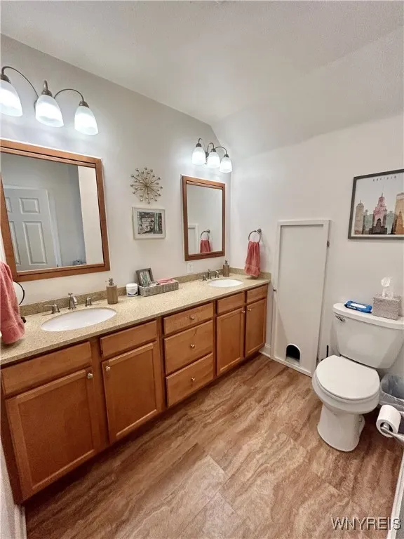 295 Summer Street 8, Buffalo, New York 14222, Buffalo, New York 14222, 2 Bedrooms Bedrooms, 4 Rooms Rooms,1 BathroomBathrooms,Residential Lease,Closed,295 Summer Street 8, Buffalo, New York 14222,B1610480