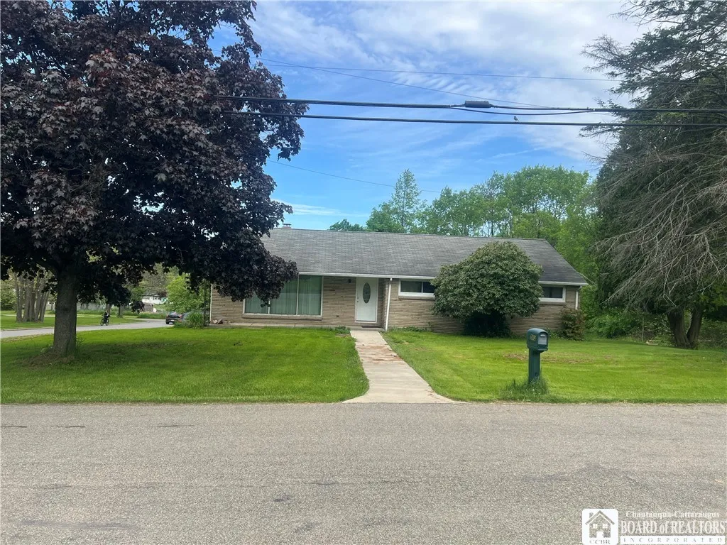 503 Hazzard Street, Jamestown, New York 14701, Jamestown, New York 14701, 3 Bedrooms Bedrooms, 6 Rooms Rooms,1 BathroomBathrooms,Residential,Closed,503 Hazzard Street, Jamestown, New York 14701,0,R1610161