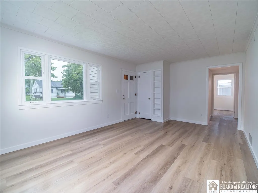 413 Chautauqua Avenue, Jamestown, New York 14701, Jamestown, New York 14701, 3 Bedrooms Bedrooms, 8 Rooms Rooms,1 BathroomBathrooms,Residential,Closed,413 Chautauqua Avenue, Jamestown, New York 14701,R1610501