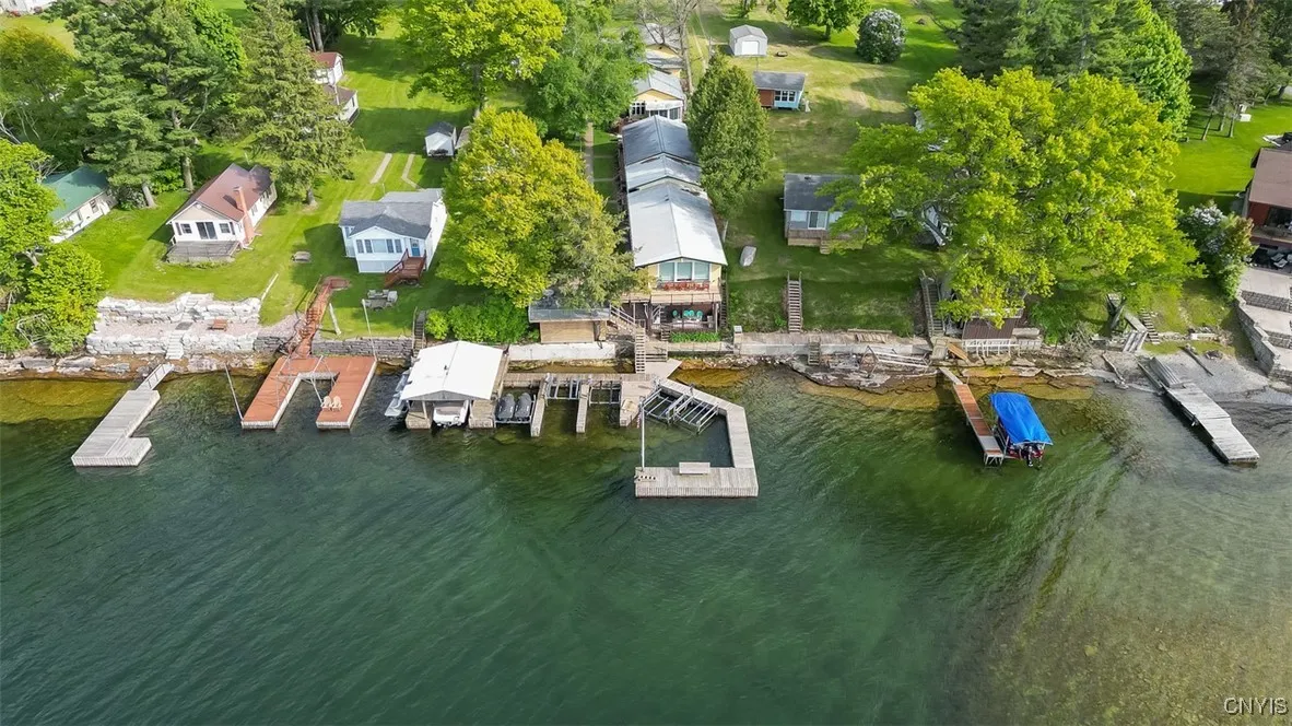 36037 Rt-12e, Cape Vincent, New York 13618, Cape Vincent, New York 13618, 3 Bedrooms Bedrooms, 8 Rooms Rooms,2 BathroomsBathrooms,Residential,Closed,36037 Rt-12e, Cape Vincent, New York 13618,S1610500