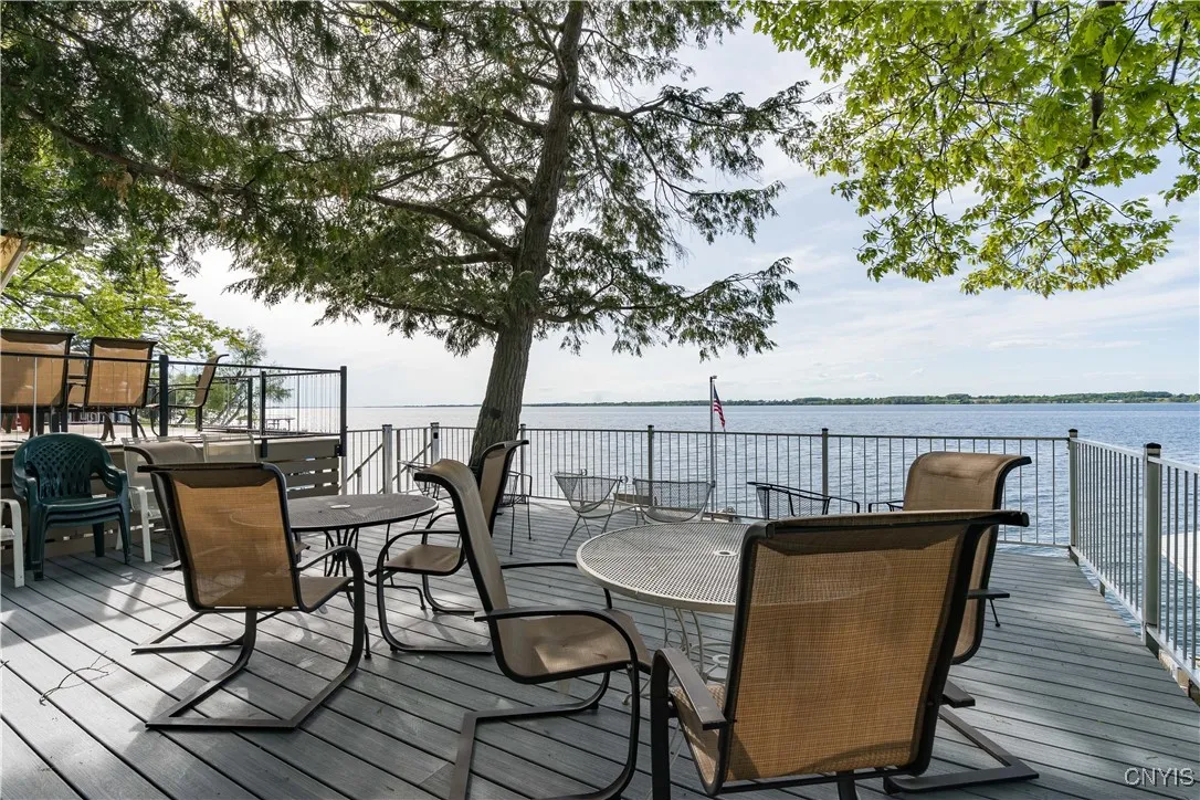 36037 Rt-12e, Cape Vincent, New York 13618, Cape Vincent, New York 13618, 3 Bedrooms Bedrooms, 8 Rooms Rooms,2 BathroomsBathrooms,Residential,Closed,36037 Rt-12e, Cape Vincent, New York 13618,S1610500