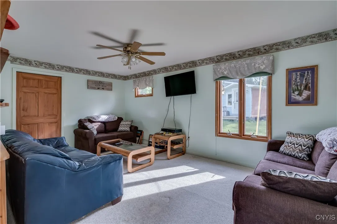 36037 Rt-12e, Cape Vincent, New York 13618, Cape Vincent, New York 13618, 3 Bedrooms Bedrooms, 8 Rooms Rooms,2 BathroomsBathrooms,Residential,Closed,36037 Rt-12e, Cape Vincent, New York 13618,S1610500