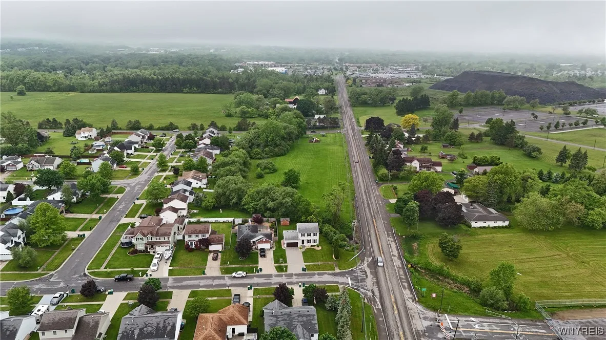 4302 Manor Lane, Hamburg, New York 14075, Hamburg, New York 14075, 3 Bedrooms Bedrooms, 7 Rooms Rooms,1 BathroomBathrooms,Residential,Closed,4302 Manor Lane, Hamburg, New York 14075,B1610444