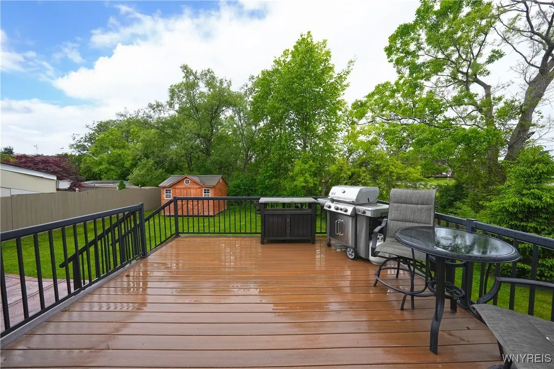 4302 Manor Lane, Hamburg, New York 14075, Hamburg, New York 14075, 3 Bedrooms Bedrooms, 7 Rooms Rooms,1 BathroomBathrooms,Residential,Closed,4302 Manor Lane, Hamburg, New York 14075,B1610444