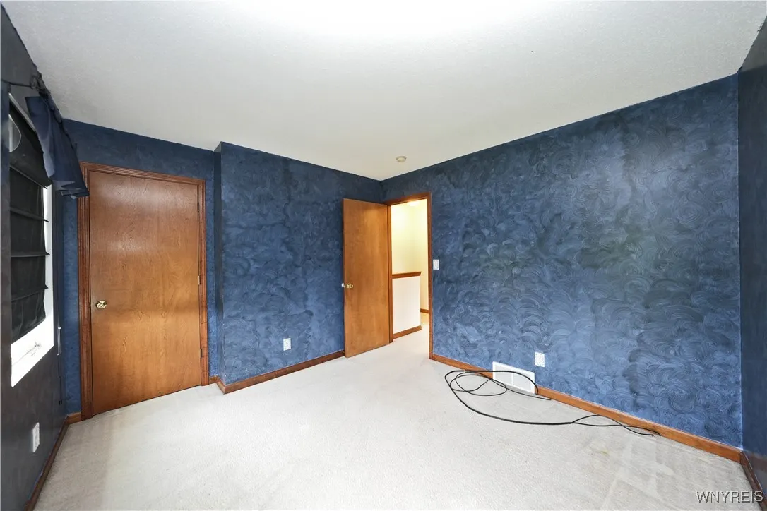 4302 Manor Lane, Hamburg, New York 14075, Hamburg, New York 14075, 3 Bedrooms Bedrooms, 7 Rooms Rooms,1 BathroomBathrooms,Residential,Closed,4302 Manor Lane, Hamburg, New York 14075,B1610444