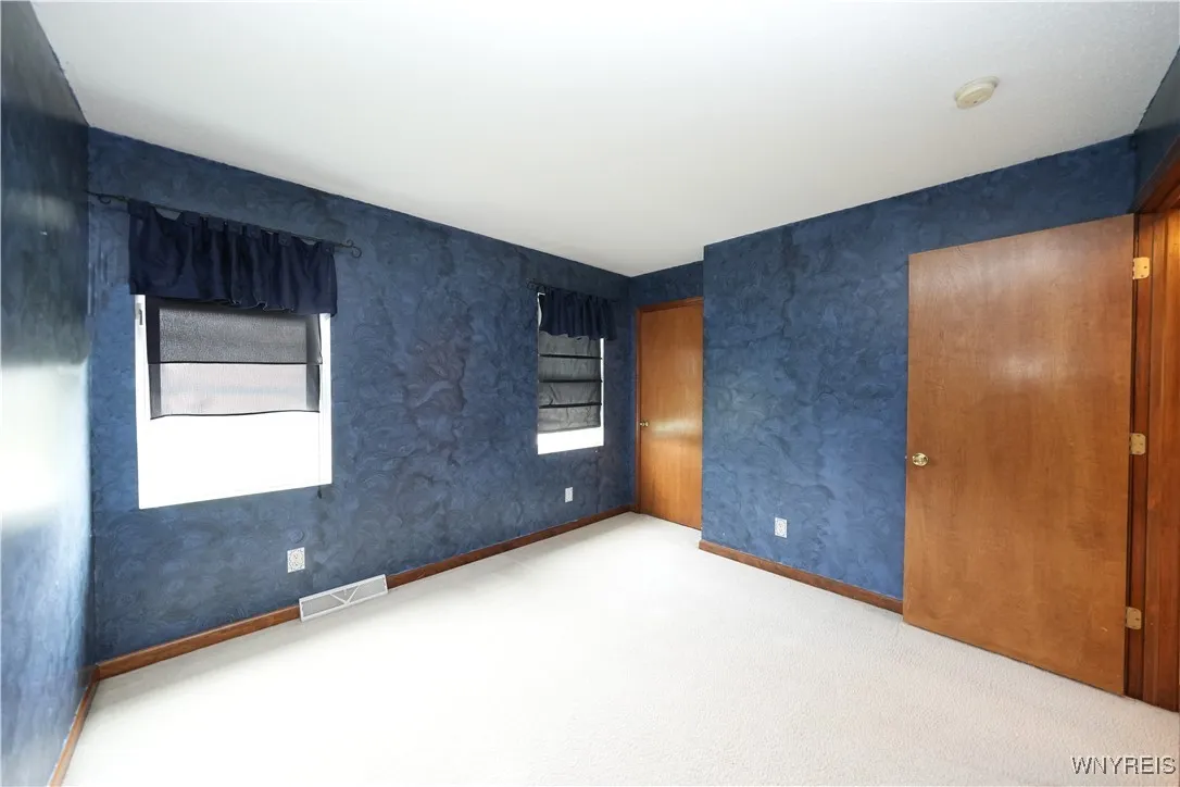 4302 Manor Lane, Hamburg, New York 14075, Hamburg, New York 14075, 3 Bedrooms Bedrooms, 7 Rooms Rooms,1 BathroomBathrooms,Residential,Closed,4302 Manor Lane, Hamburg, New York 14075,B1610444