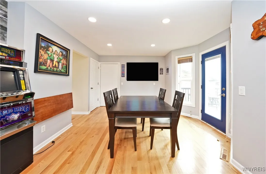 4302 Manor Lane, Hamburg, New York 14075, Hamburg, New York 14075, 3 Bedrooms Bedrooms, 7 Rooms Rooms,1 BathroomBathrooms,Residential,Closed,4302 Manor Lane, Hamburg, New York 14075,B1610444