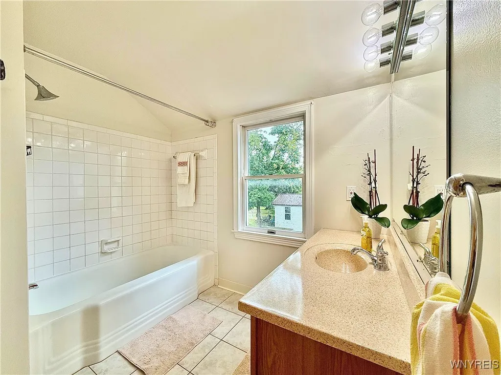 111 Patricia Drive, Tonawanda, New York 14150, Tonawanda, New York 14150, 4 Bedrooms Bedrooms, 7 Rooms Rooms,2 BathroomsBathrooms,Residential,Closed,111 Patricia Drive, Tonawanda, New York 14150,0,B1609333