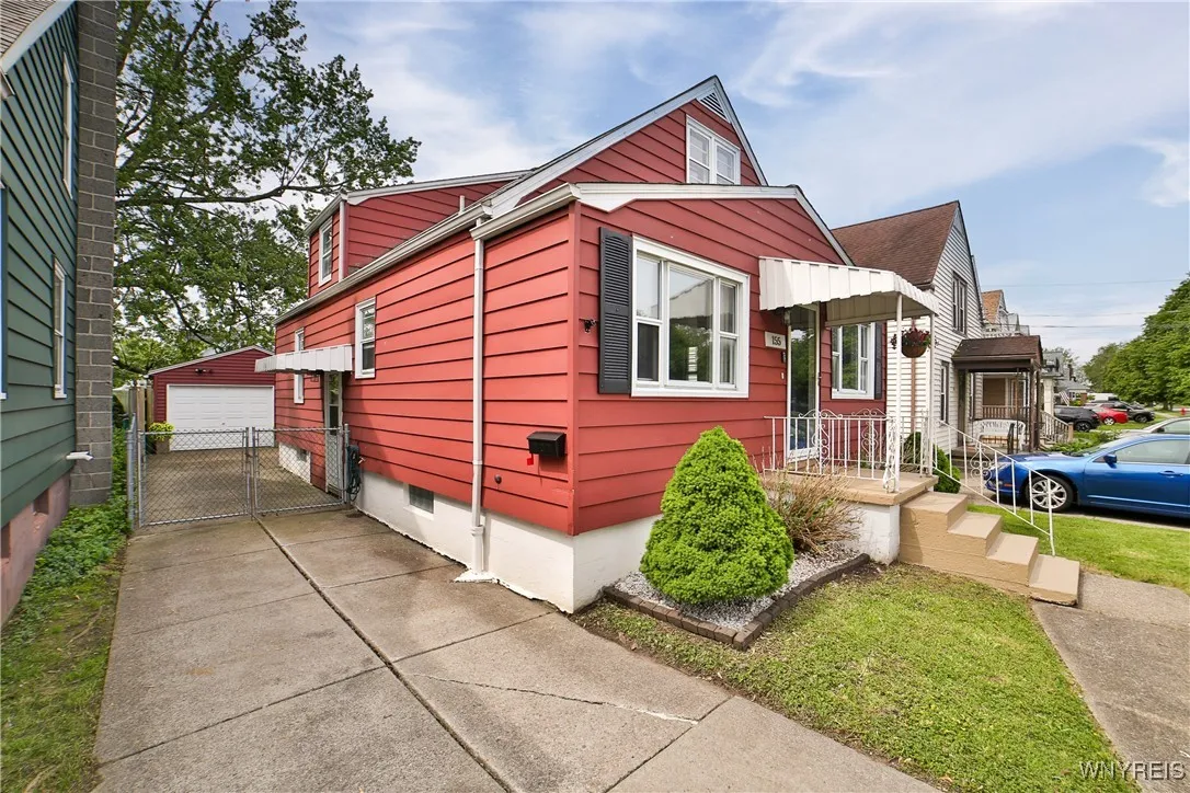 155 Whitehall Avenue, Buffalo, New York 14220, Buffalo, New York 14220, 2 Bedrooms Bedrooms, 6 Rooms Rooms,1 BathroomBathrooms,Residential,Closed,155 Whitehall Avenue, Buffalo, New York 14220,B1610533