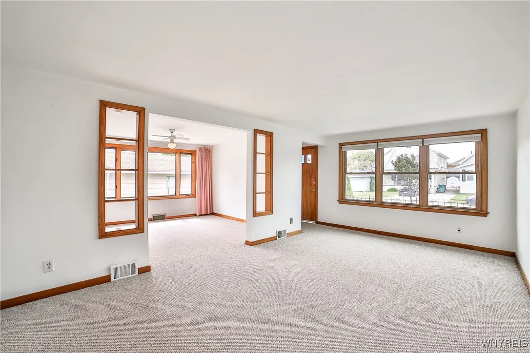 77 Tamarack Street, Buffalo, New York 14220, Buffalo, New York 14220, 3 Bedrooms Bedrooms, 6 Rooms Rooms,1 BathroomBathrooms,Residential,Closed,77 Tamarack Street, Buffalo, New York 14220,B1609818