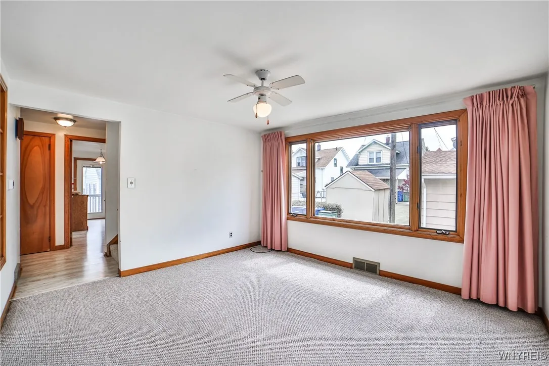 77 Tamarack Street, Buffalo, New York 14220, Buffalo, New York 14220, 3 Bedrooms Bedrooms, 6 Rooms Rooms,1 BathroomBathrooms,Residential,Closed,77 Tamarack Street, Buffalo, New York 14220,B1609818