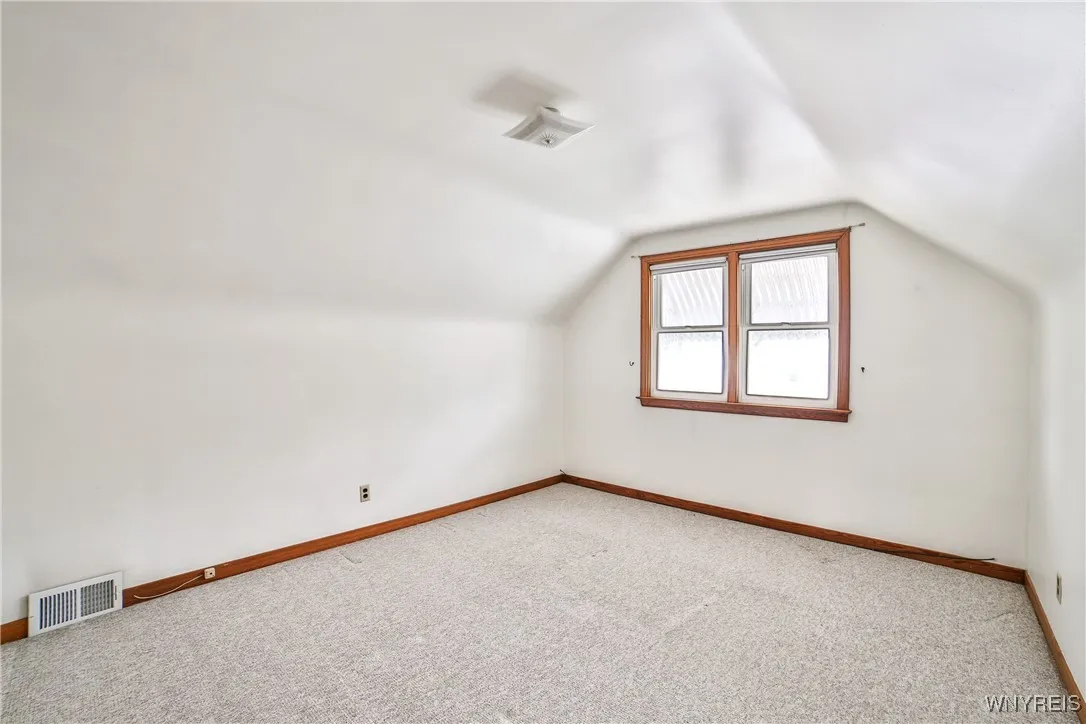 77 Tamarack Street, Buffalo, New York 14220, Buffalo, New York 14220, 3 Bedrooms Bedrooms, 6 Rooms Rooms,1 BathroomBathrooms,Residential,Closed,77 Tamarack Street, Buffalo, New York 14220,B1609818