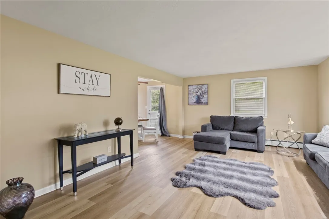 10 De Paul Drive, East Rochester, New York 14445, East Rochester, New York 14445, 3 Bedrooms Bedrooms, 7 Rooms Rooms,1 BathroomBathrooms,Residential,Closed,10 De Paul Drive, East Rochester, New York 14445,R1608143