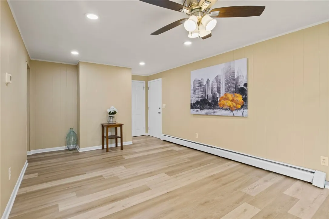 10 De Paul Drive, East Rochester, New York 14445, East Rochester, New York 14445, 3 Bedrooms Bedrooms, 7 Rooms Rooms,1 BathroomBathrooms,Residential,Closed,10 De Paul Drive, East Rochester, New York 14445,R1608143