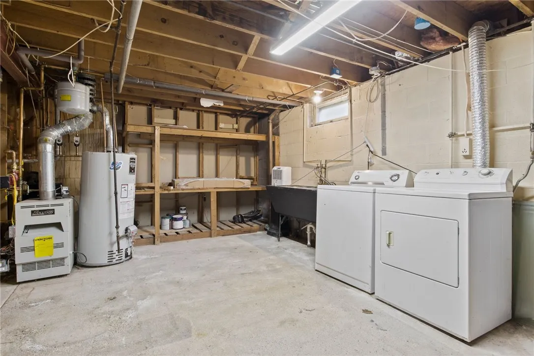 10 De Paul Drive, East Rochester, New York 14445, East Rochester, New York 14445, 3 Bedrooms Bedrooms, 7 Rooms Rooms,1 BathroomBathrooms,Residential,Closed,10 De Paul Drive, East Rochester, New York 14445,R1608143