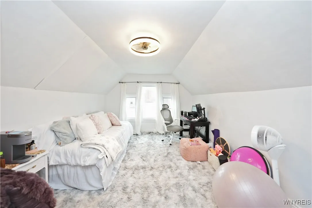141 Baynes Street, Buffalo, New York 14213, Buffalo, New York 14213, 4 Bedrooms Bedrooms, 11 Rooms Rooms,1 BathroomBathrooms,Residential,Closed,141 Baynes Street, Buffalo, New York 14213,B1608945