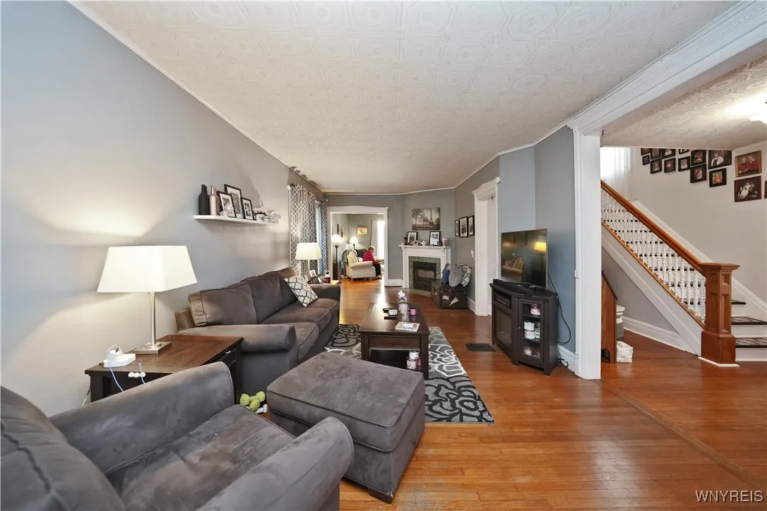 141 Baynes Street, Buffalo, New York 14213, Buffalo, New York 14213, 4 Bedrooms Bedrooms, 11 Rooms Rooms,1 BathroomBathrooms,Residential,Closed,141 Baynes Street, Buffalo, New York 14213,B1608945
