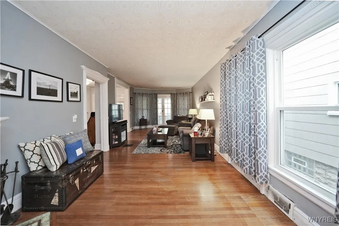 141 Baynes Street, Buffalo, New York 14213, Buffalo, New York 14213, 4 Bedrooms Bedrooms, 11 Rooms Rooms,1 BathroomBathrooms,Residential,Closed,141 Baynes Street, Buffalo, New York 14213,B1608945