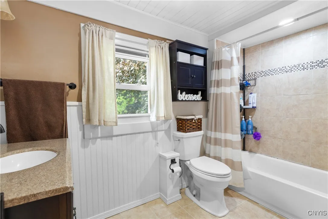 150 Folts Road, Herkimer, New York 13350, Herkimer, New York 13350, 3 Bedrooms Bedrooms, 6 Rooms Rooms,1 BathroomBathrooms,Residential,Closed,150 Folts Road, Herkimer, New York 13350,S1610577