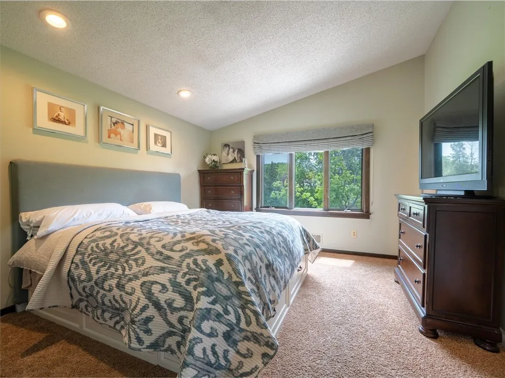 41 Essla Drive, Greece, New York 14612, Greece, New York 14612, 3 Bedrooms Bedrooms, 8 Rooms Rooms,2 BathroomsBathrooms,Residential,Closed,41 Essla Drive, Greece, New York 14612,R1610059