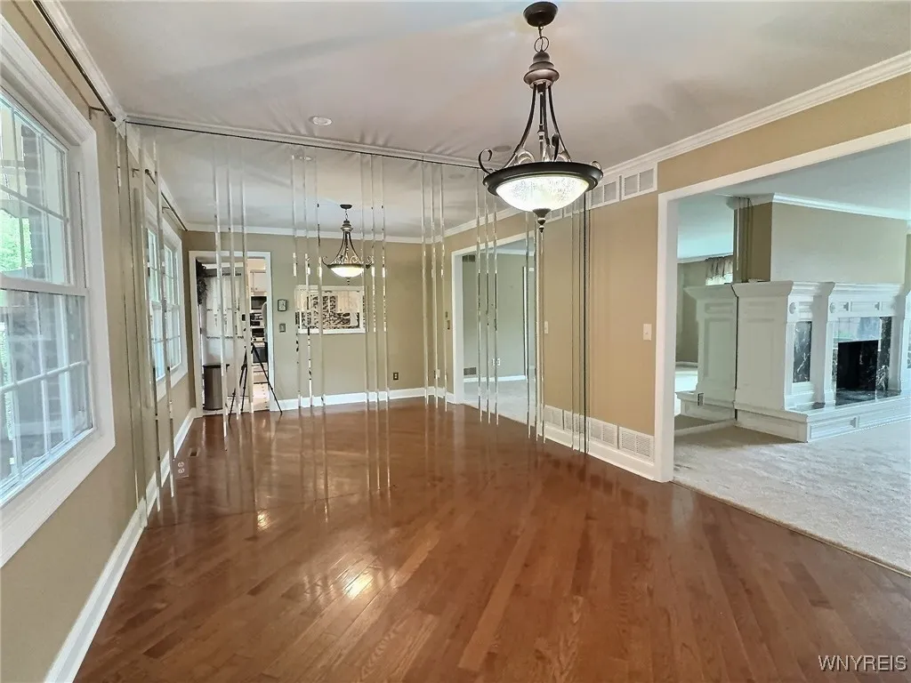150 Hickory Hill Road, Amherst, New York 14221, Amherst, New York 14221, 3 Bedrooms Bedrooms, 6 Rooms Rooms,2 BathroomsBathrooms,Residential,Closed,150 Hickory Hill Road, Amherst, New York 14221,0,B1610418