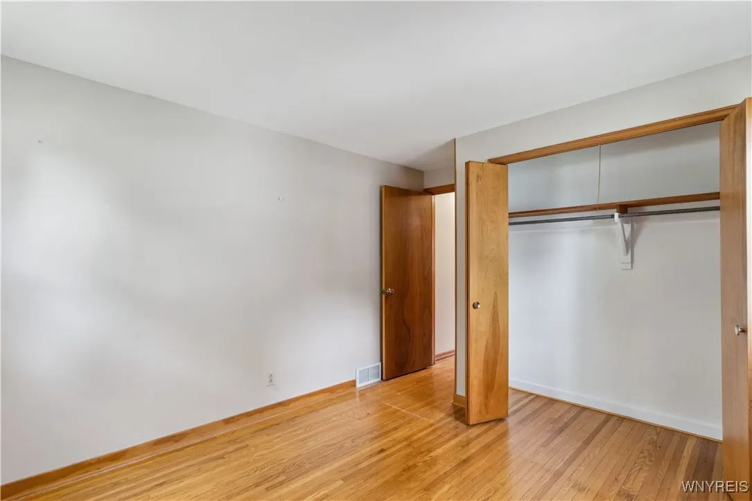 75 Greenmeadow Drive, West Seneca, New York 14224, West Seneca, New York 14224, 3 Bedrooms Bedrooms, 5 Rooms Rooms,1 BathroomBathrooms,Residential,Closed,75 Greenmeadow Drive, West Seneca, New York 14224,B1610616
