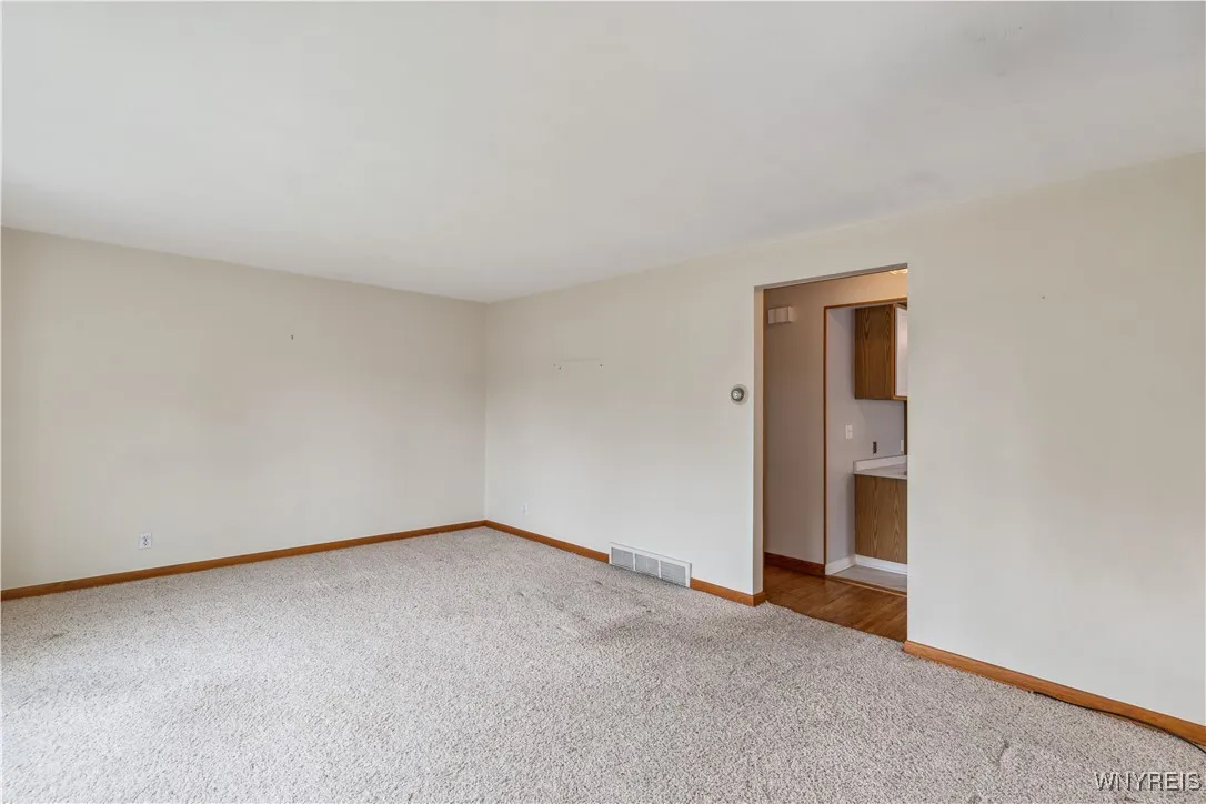 75 Greenmeadow Drive, West Seneca, New York 14224, West Seneca, New York 14224, 3 Bedrooms Bedrooms, 5 Rooms Rooms,1 BathroomBathrooms,Residential,Closed,75 Greenmeadow Drive, West Seneca, New York 14224,B1610616