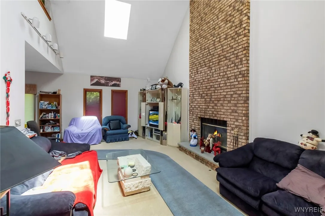 113 Meadow Spring Lane, Amherst, New York 14051, Amherst, New York 14051, 3 Bedrooms Bedrooms, 11 Rooms Rooms,2 BathroomsBathrooms,Residential,Closed,113 Meadow Spring Lane, Amherst, New York 14051,0,B1610092