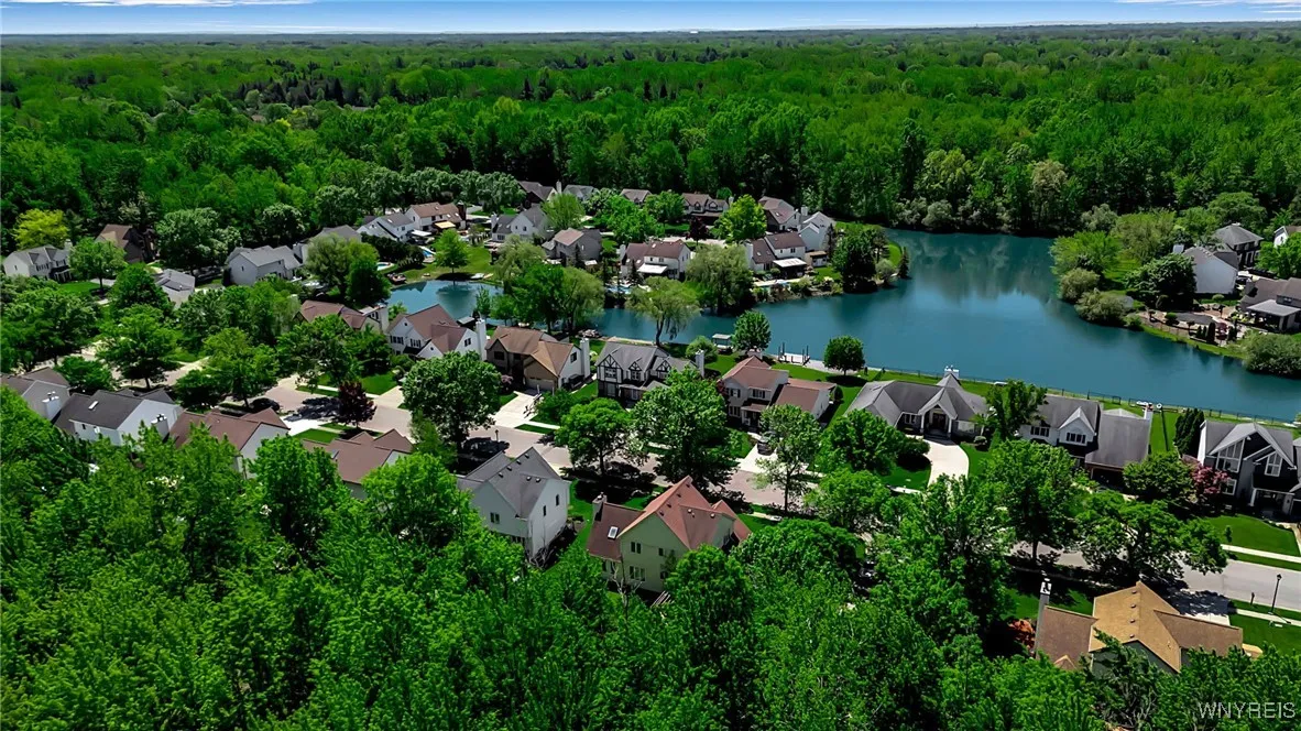 113 Meadow Spring Lane, Amherst, New York 14051, Amherst, New York 14051, 3 Bedrooms Bedrooms, 11 Rooms Rooms,2 BathroomsBathrooms,Residential,Closed,113 Meadow Spring Lane, Amherst, New York 14051,0,B1610092