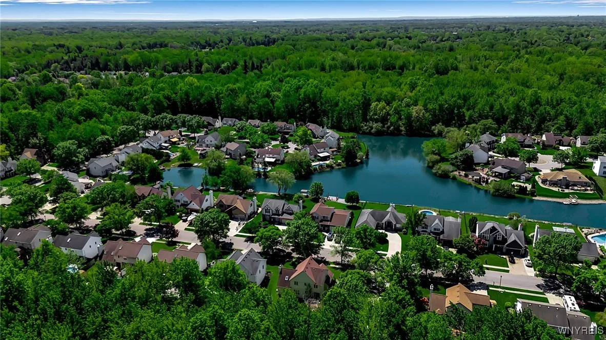 113 Meadow Spring Lane, Amherst, New York 14051, Amherst, New York 14051, 3 Bedrooms Bedrooms, 11 Rooms Rooms,2 BathroomsBathrooms,Residential,Closed,113 Meadow Spring Lane, Amherst, New York 14051,0,B1610092