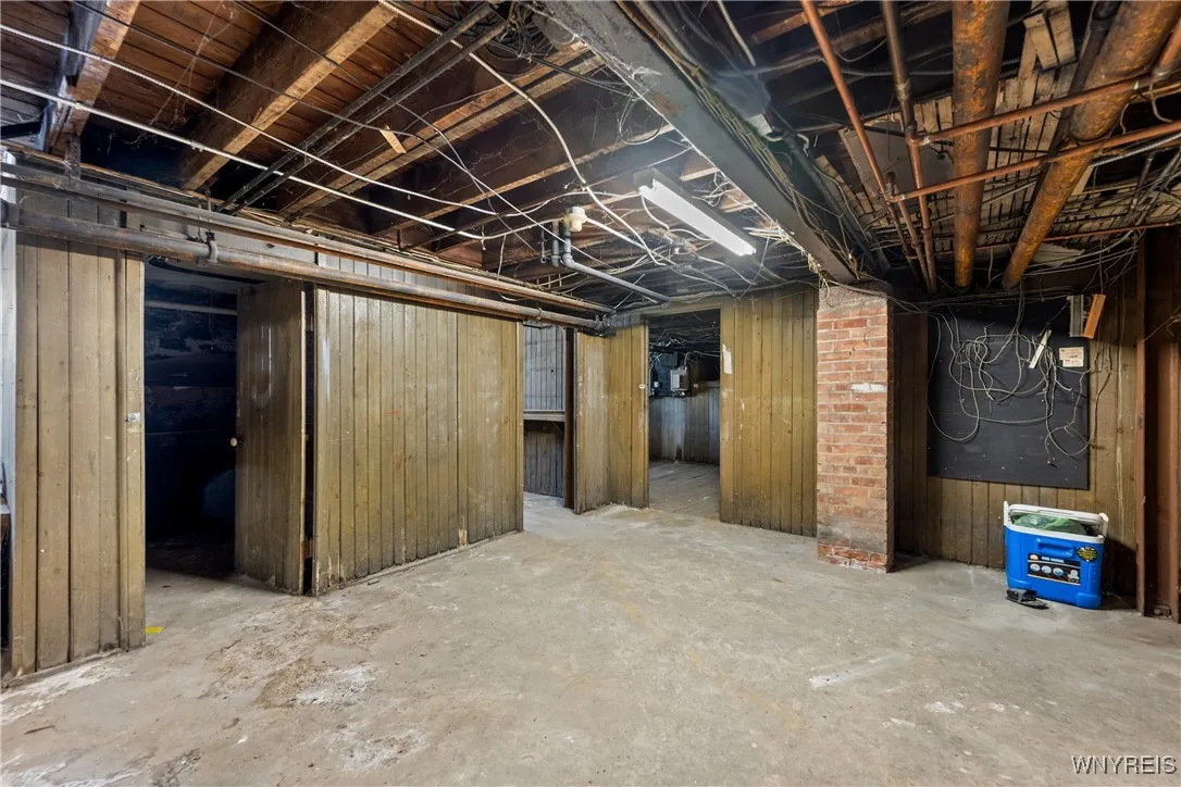 351 Linwood Avenue, Buffalo, New York 14203, Buffalo, New York 14203, 9 Bedrooms Bedrooms, ,5 BathroomsBathrooms,Residential,Closed,351 Linwood Avenue, Buffalo, New York 14203,B1608453