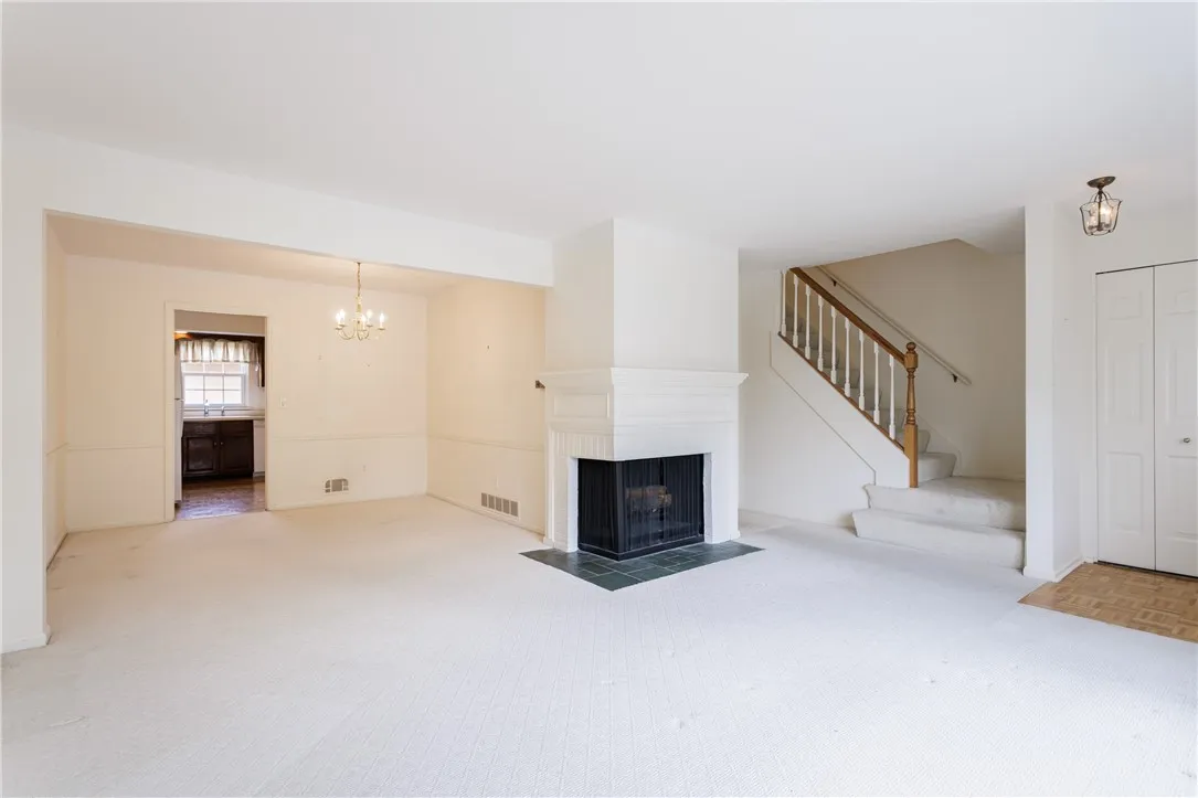 24 Georgetown Lane, Perinton, New York 14450, Perinton, New York 14450, 3 Bedrooms Bedrooms, 6 Rooms Rooms,2 BathroomsBathrooms,Residential,Closed,24 Georgetown Lane, Perinton, New York 14450,R1609838