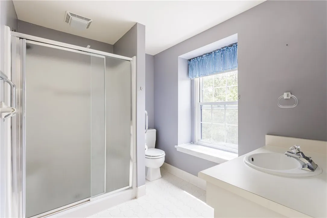 24 Georgetown Lane, Perinton, New York 14450, Perinton, New York 14450, 3 Bedrooms Bedrooms, 6 Rooms Rooms,2 BathroomsBathrooms,Residential,Closed,24 Georgetown Lane, Perinton, New York 14450,R1609838