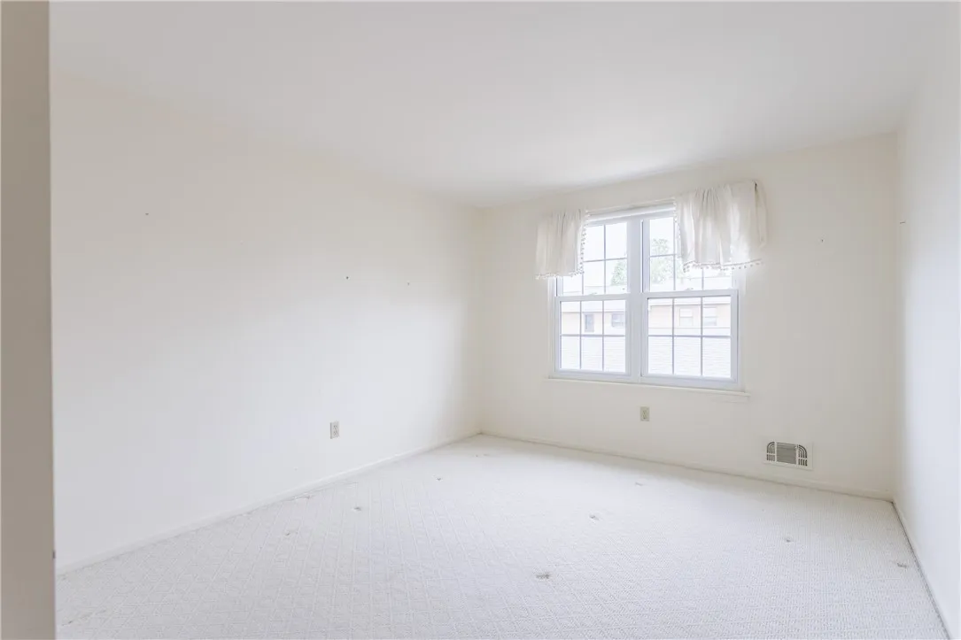 24 Georgetown Lane, Perinton, New York 14450, Perinton, New York 14450, 3 Bedrooms Bedrooms, 6 Rooms Rooms,2 BathroomsBathrooms,Residential,Closed,24 Georgetown Lane, Perinton, New York 14450,R1609838